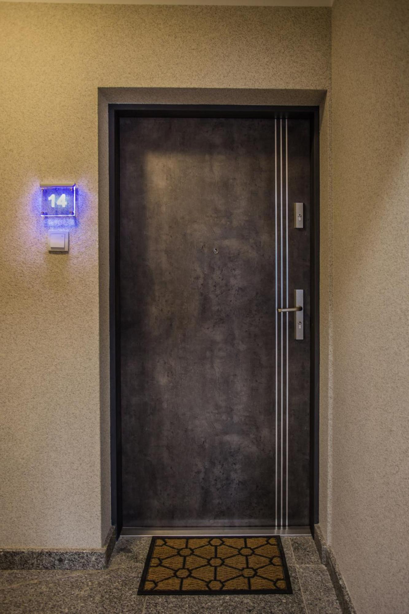Apartment K2 *
